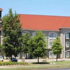 La Quinta by Wyndham Huntsville Airport Madison