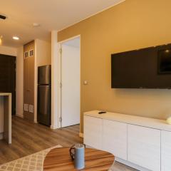 Los Pinos by Wynwood House