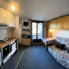 Résidence Christiana - Joli T2 cabine 4 couchages à 50m des pistes à Risoul MAE-6911