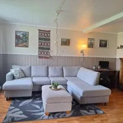 Privat leilighet på gård med badstue og nordlys