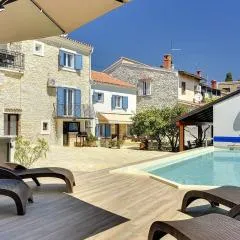 200 Meter zum Strand mit Salzwasserpool, Grill, Sonnenterrasse