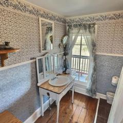 Downtown Parking Room With a View Piedmont