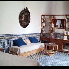 زاوية السعادة