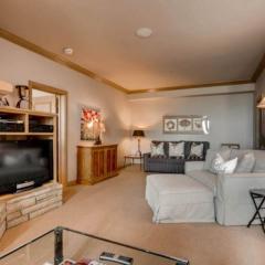 Highlands Slopeside 507 by East West Hospitality