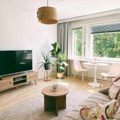 Cozy central flat next to tram and bus stations