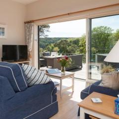 Elevated Coastal Escape - Breathtaking Views