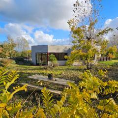 La Maison Fleurie - Sunny holiday home with large garden, parking, within walking distance of the sea