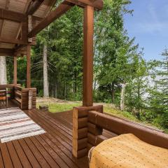 Holiday Home Hirsiniemi by Interhome