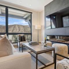 One Riverfront Condo 405 by East West Hospitality
