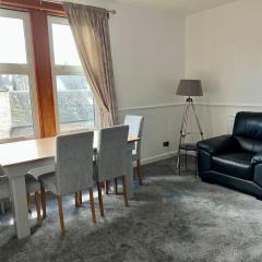 Charming Seaside home Sleeps 4 with free parking