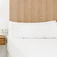 Catalina Suites Apartments Downtown Valencia