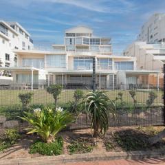 15 Glitter Bay Umhlanga Rocks Beachfront