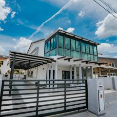 Ipoh Mansion House 21 by Verve (14pax) EECH74