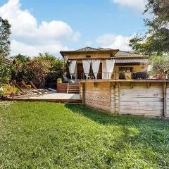 Cozy Home In Lamotte Du Rhone