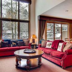 Stonegate Townhome 03 by East West Hospitality