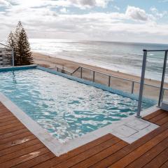 Skyline Escape Palm Beach