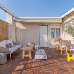 Romantic Rooftop with Acropolis View & Whirlpool!