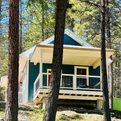 Elk Ridge Village 201B Cozy Cabin with views of Flathead Lake and the mountains