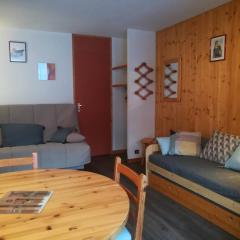 Valmorel: Apt Ski aux Pieds, 4 pers, Balcon - FR-1-356-496