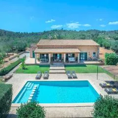 Son Monavi by Vintage Travel