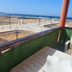 BIENVENUE Appart lumineux avec ascenseur et vue sur la mer