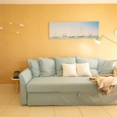 Beach apartment with terrace and pool