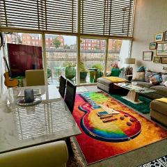 Float uniquely on Liverpool Waterfront on our high end 8 berth Houseboat