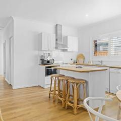 Coastal Retreat Long Jetty Toowoon Bay