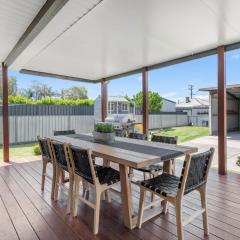 Sip and Soak Up Summer in the Hunter