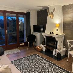 Location Studio avec Jardin en Hameau II