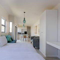 Lux Private Garden Studio - Sunset Beach