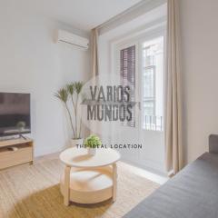 Tu balcón en Madrid para 3, Carretas 25