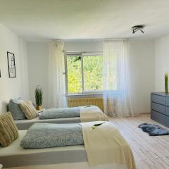 Apartment AlbGlück 1 Hechingen, 2 Schlafzimmer, bis 5 Personen, Burg 5 km