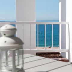 SeaHomes Vacations - Seafront Apt Fenals with PKG