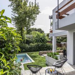Private pool Villa