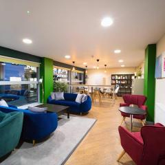 Stuhomes - Arundel House