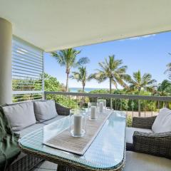 Mooloomba Two by Discover Stradbroke