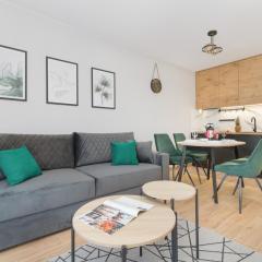 Baltic Twist Apartment with Balcony Jastrzębia Góra by Noclegi Renters