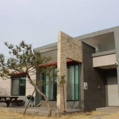 Yeoncheon The Stay and Dot