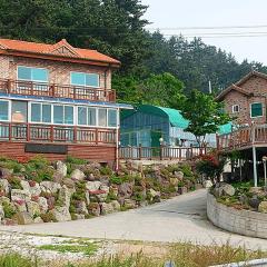 Yeonggwang Chohyeon Pension