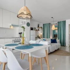 Casa Amorosa Apartment - Close to Beach, City Centre and Bus Station