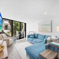 Cabana-style condo in Anglers Cove with pools and spas