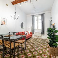 2 Bdr with Independent Studio - Old Town