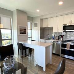 Private Apt Downtown