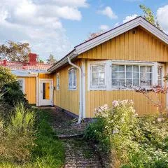 3 Bedroom Gorgeous Home In Halmstad