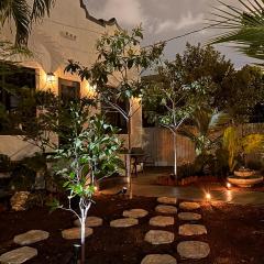 Charming Home Close To Beaches & Downtown