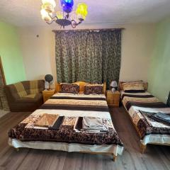 Пандова къща