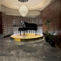 Luxury 1BR apartment - 5 min drive to Dubai Mall-5 star Hotel facilities