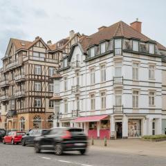 Renovated Flat near Beach