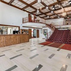 Econo Lodge Truman Inn